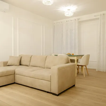 San Giovanni 200mt Metroc Moderno Per 5 Persone Al Centro * روما